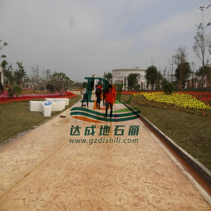 美的鷺湖森林度假區(qū)壓印地坪，壓花地坪